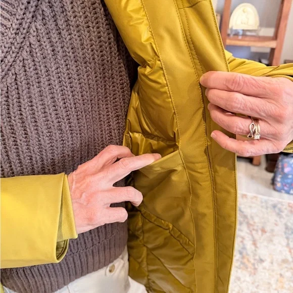 Women’s The North Face Arctic Insulated Parka Amber Green Winter Coat NWT!